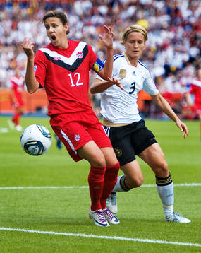 Christine Sinclair, Kanada