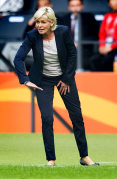 Silvia Neid, förbundskapten