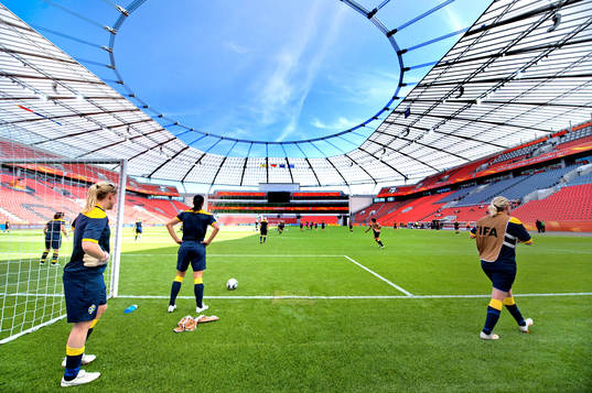 Bay Arena. Stadion