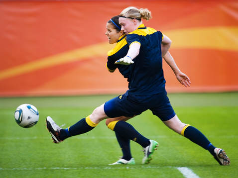 Madelaine Edlund, Hedvig Lindahl, målvakt