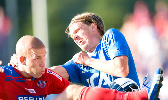 Christian Järdler, Halmstad, mot Mattias Lindström,