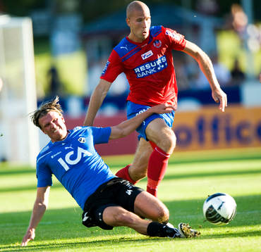 Christian Järdler, Halmstad, mot Mattias Lindström,