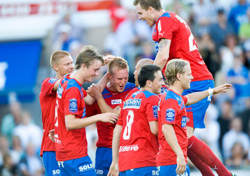 0-2, 2-målsskytten Peter Larsson, Helsingborg -