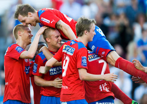 0-2, 2-målsskytten Peter Larsson, Helsingborg -