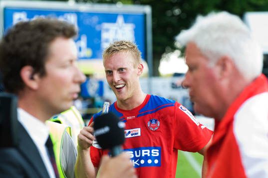 Conny Karlsson, tränare, Helsingborg, TV-intervjuas,
