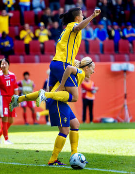 Jessica Landström, Lisa Dahlkvist, Sverige, jubel