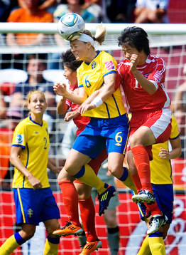 Sara Thunebro, Sverige