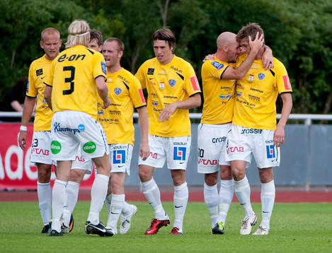 Bläddra bland fler bilder av Fotboll, Superettan, Falkenberg - Landskrona