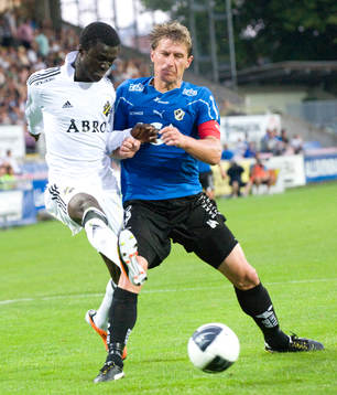 Tomas Zvirgzdauskas, Halmstad och Kwame Karikari, AIK
