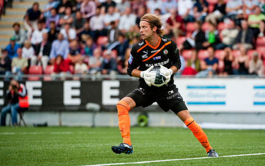 Simon Nurme, målvakt Örebo