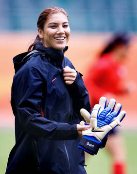 Hope Solo, målvakt