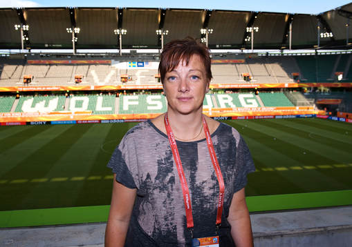 Gabriella Mohoff,  reporter, journalist, GP