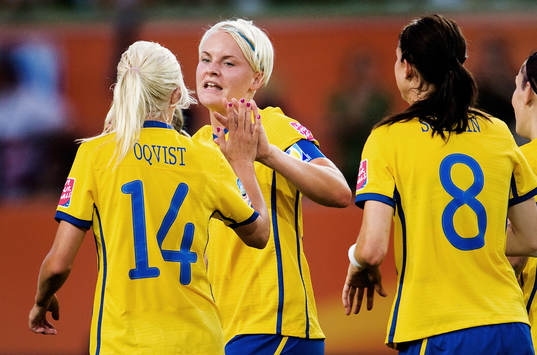 Nilla Fischer, Sverige, jubel