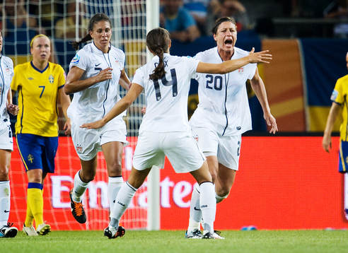 Abby Wambach, USA, jubel. 2-1