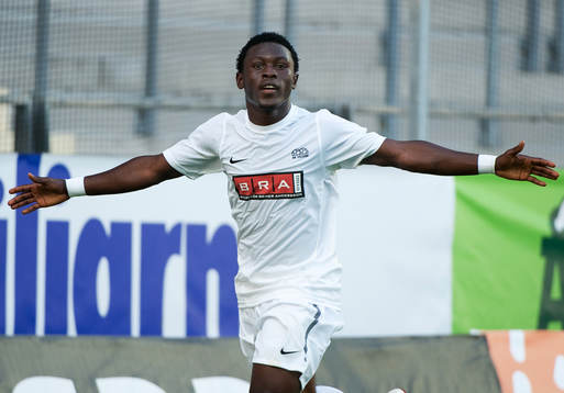 Majeed Waris, Häcken, gör 2-0, jubel