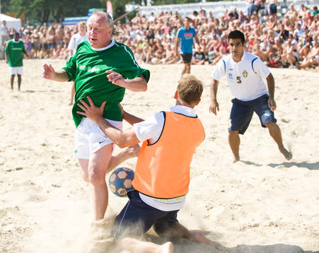 Fotboll, beachfotboll, kändislaget Unibet - Malmö