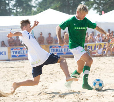 Fotboll, beachfotboll, kändislaget Unibet - Malmö