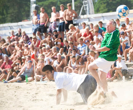 Fotboll, beachfotboll, kändislaget Unibet - Malmö