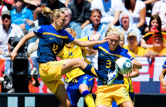 Emily Van Egmond, Kim Carroll, Australien