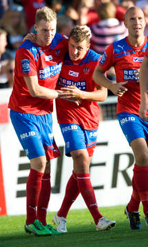 1-0 Alexander Gerndt, Helsingborg, grattas av Marcus Nilsson