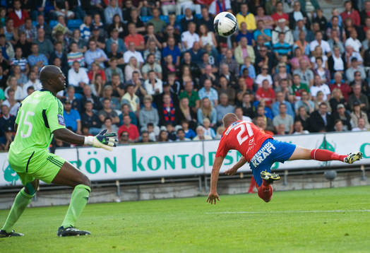 3-0, Christoffer Andersson, Helsingborg,  nickar med nacken