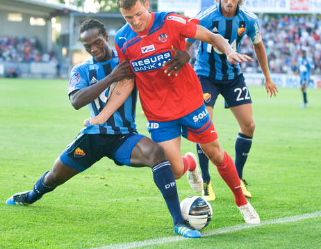 Kebba Ceesay, Djurgården, trycker Alexander Gerndt,