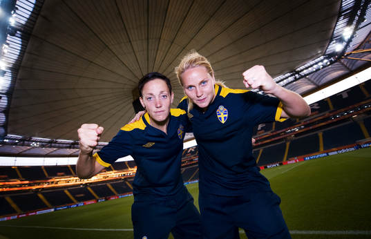 Therese Sjögran, Lisa Dahlkvist