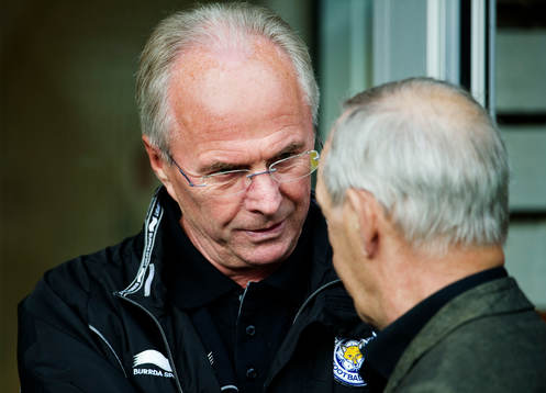 Sven-Göran Eriksson, tränare, Leicester, pratar med Tord