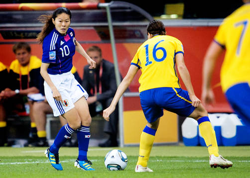 Homare Sawa, Japan
