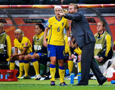 Sara Thunebro, Thomas Dennerby, förbundskapten, Sverige