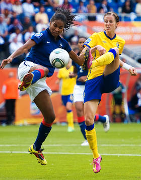 Laura Georges, Frankrike, Lotta Schelin, Sverige