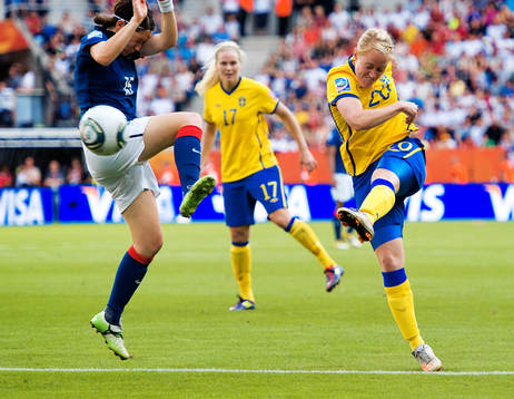 Marie Hammarström, Sverige, skjuter 2-1