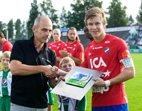 Emil Kraft, Öster, mottager pris av Erik Kotschack,