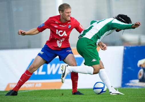 Sinan Ayranci, Hammarby, trycker till Mario Vasilj, Öster