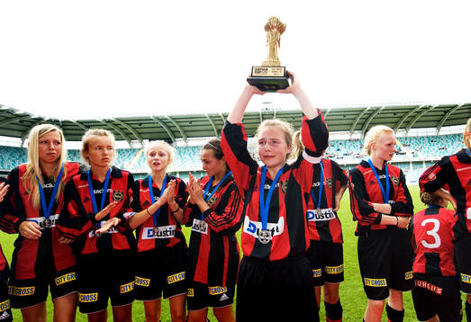 F14, IF Brommapojkarna, silver, Gothia Cup 2011. Pokal,