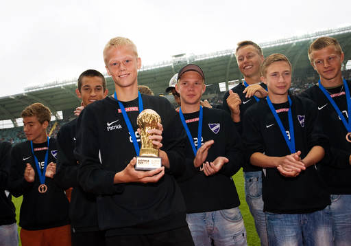 P16, Fässbergs IF, brons, Gothia Cup 2011. Pokal