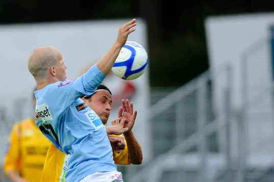 Nickduell mellan Jonas Lantto, Gefle, och Pavel Zavadil,