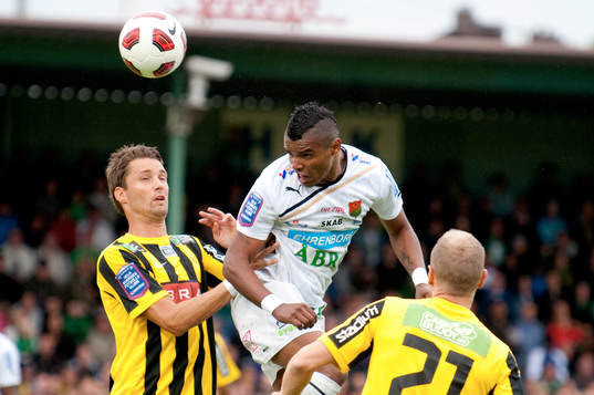 Peter Nyström, Häcken, Mervan Celik, Gais, Jonas