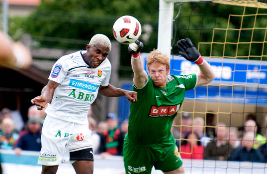 Eric Bassombeng, Gais, Christoffer Källqvist, målvakt,