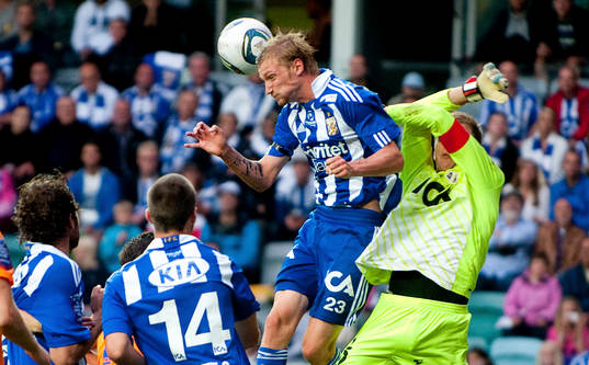 Sebastian Eriksson, IFK Göteborg, trycker till Karl-Johan