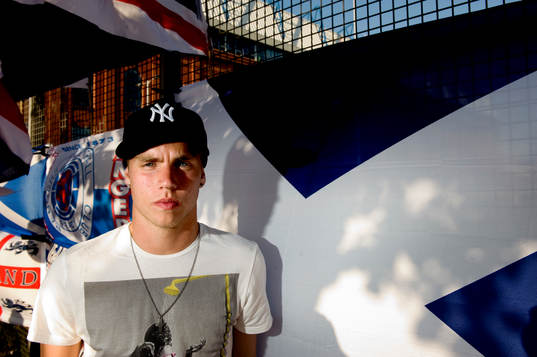 Fredrik Espling, ungdomsproffs i Glasgow Rangers