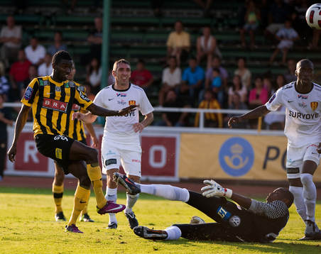 Diho Williams, Häcken, Dwayne Miller, målvakt Syrianska