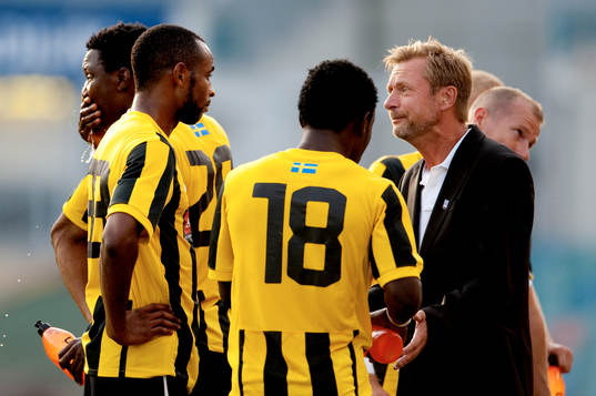 Rene Makondele, Majeed Waris, Peter Gerhardsson, tränare