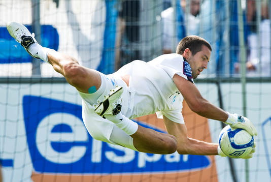 Dusan Melicharek, målvakt, räddning