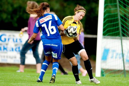 Felicia Karlsson, Eskilstuna, Krista Pace, målvakt,