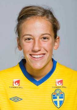 Anna Oskarsson, Sverige