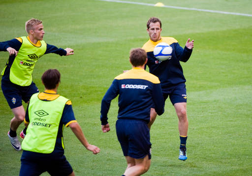 Tobias Hysén, Sverige