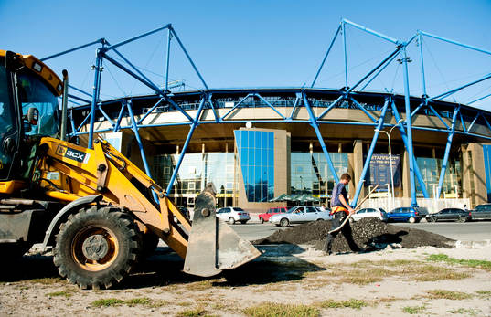 Byggarbete utanför Metalist Arena