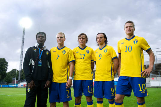 5 spelare från Värnamo, fr.v. Hoseph Baffo, Helsingborg,