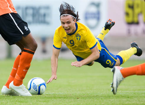 Niklas Hult, Sverige